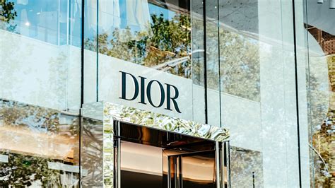 is dior expensive|why dior is expensive.